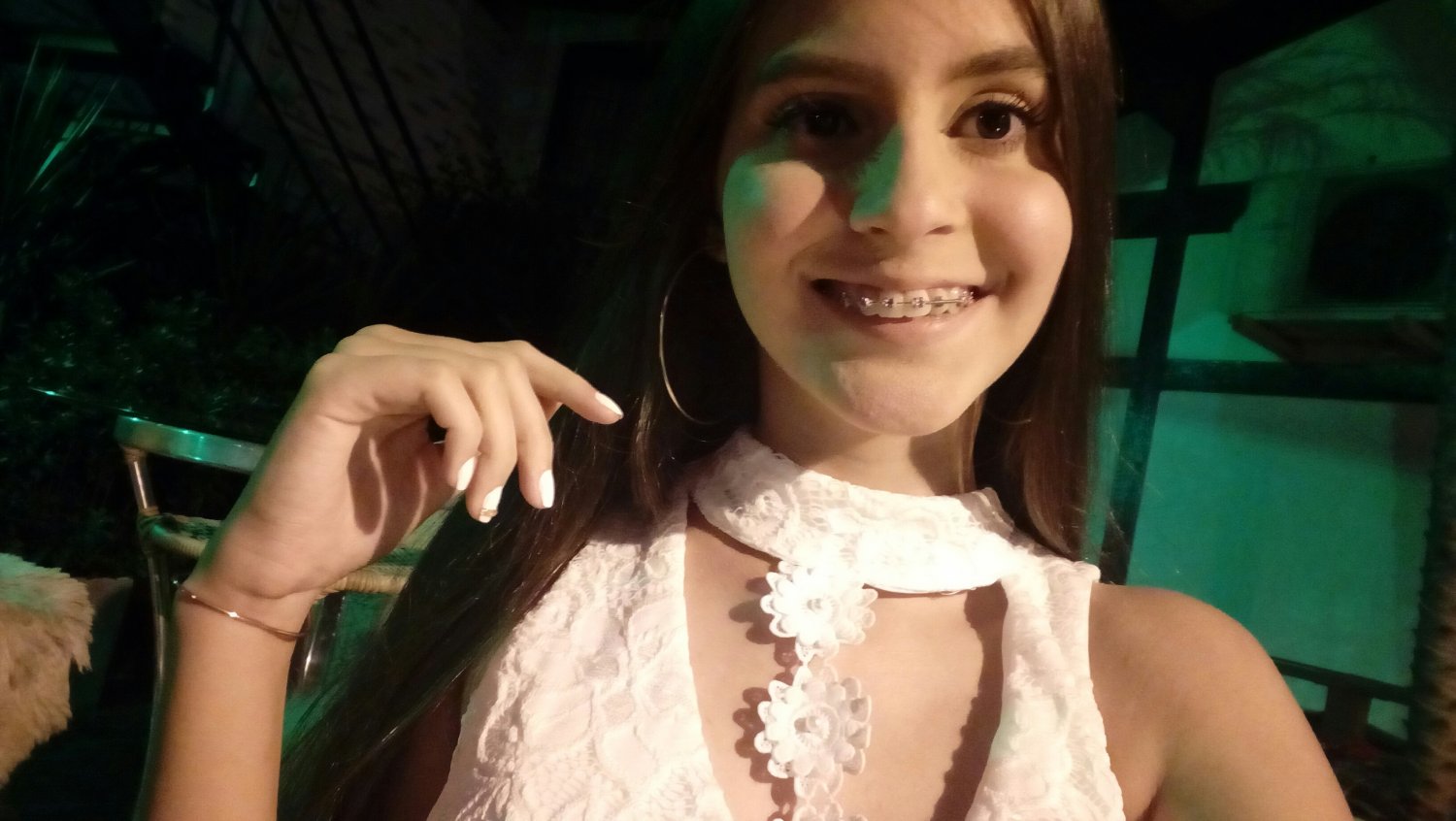 amadora mostrando o cuzinho