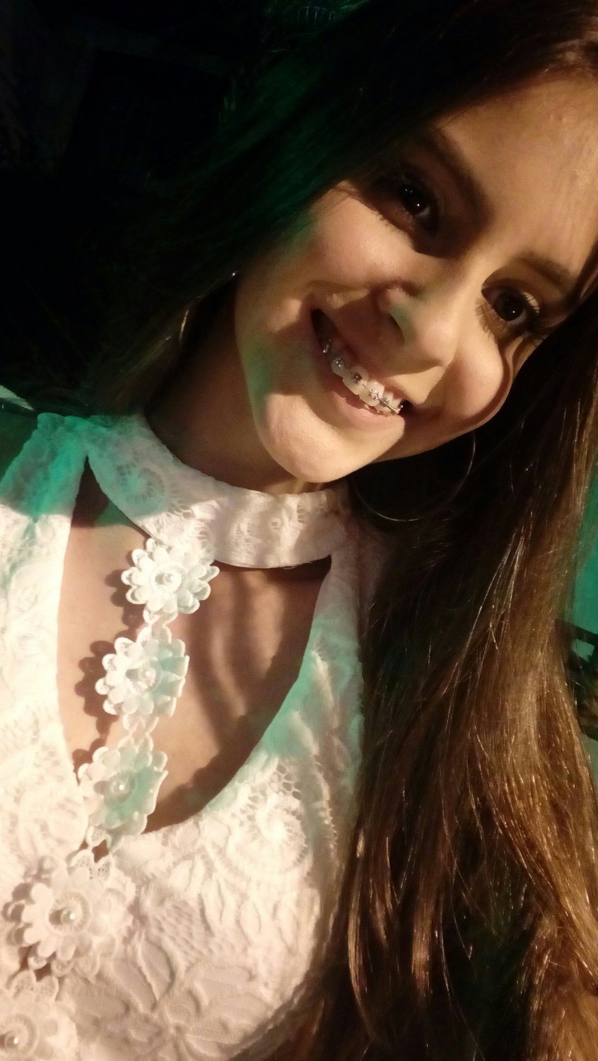 amadora mostrando o cuzinho