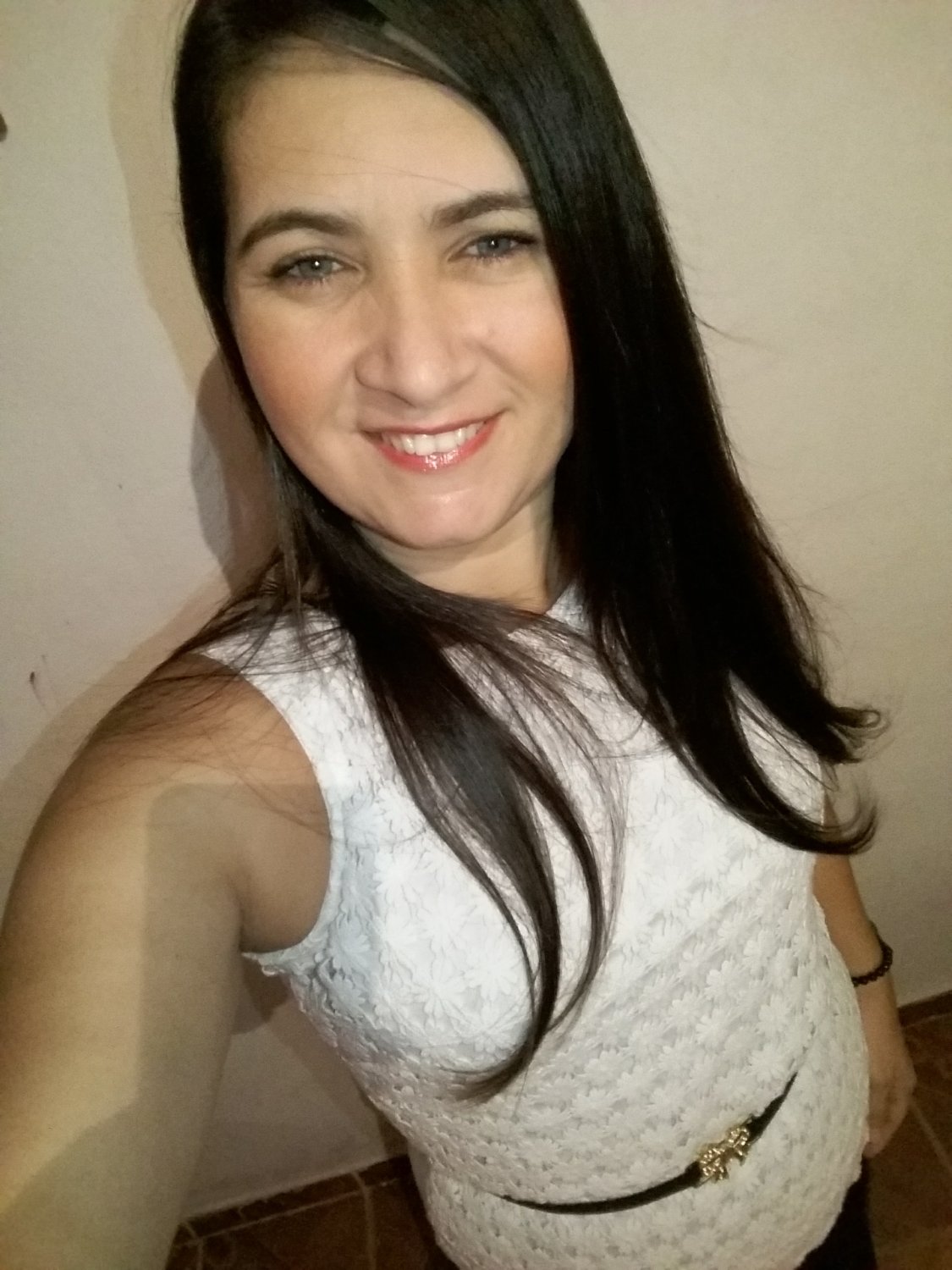 Andréia coroa puta bucetuda