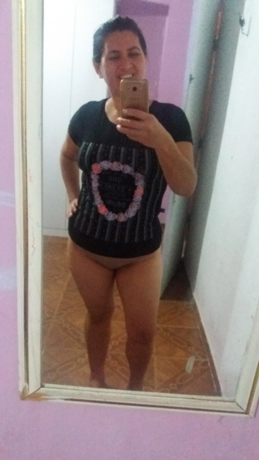 Andréia coroa puta bucetuda