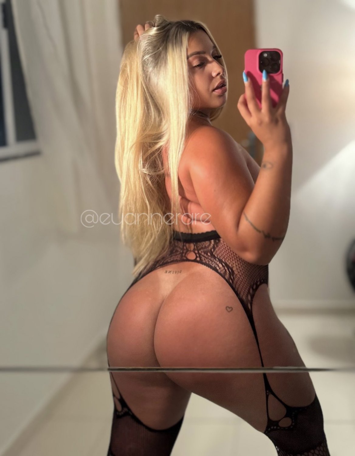 Annerare - rabuda gostosa do onlyfans