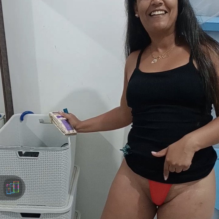 Cadela, puta de corno frouxo