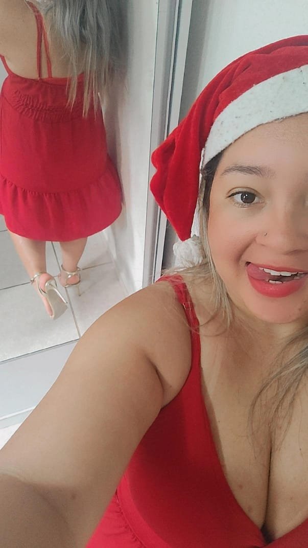 Casada putinha vazada no 4shared tomando gozada na cara exibindo nudes