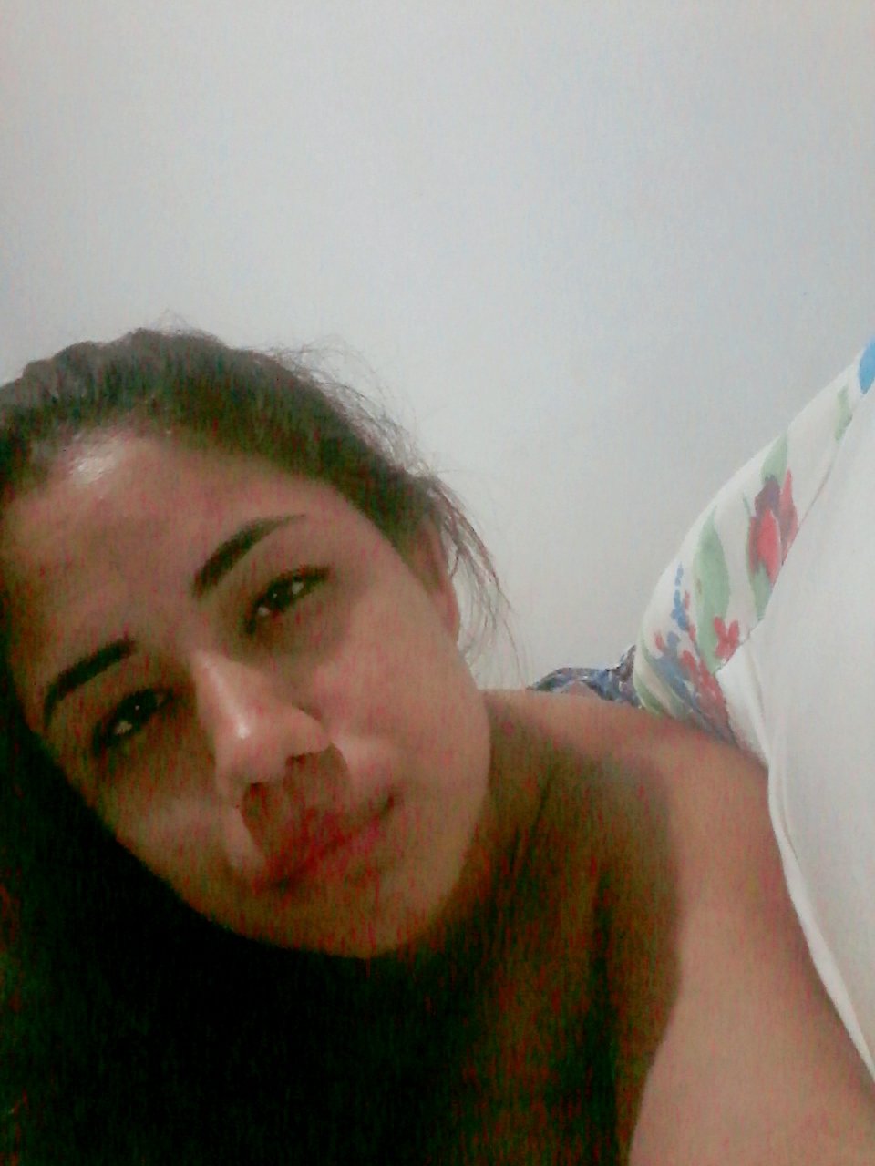 Débora Oliveira casadinha puta