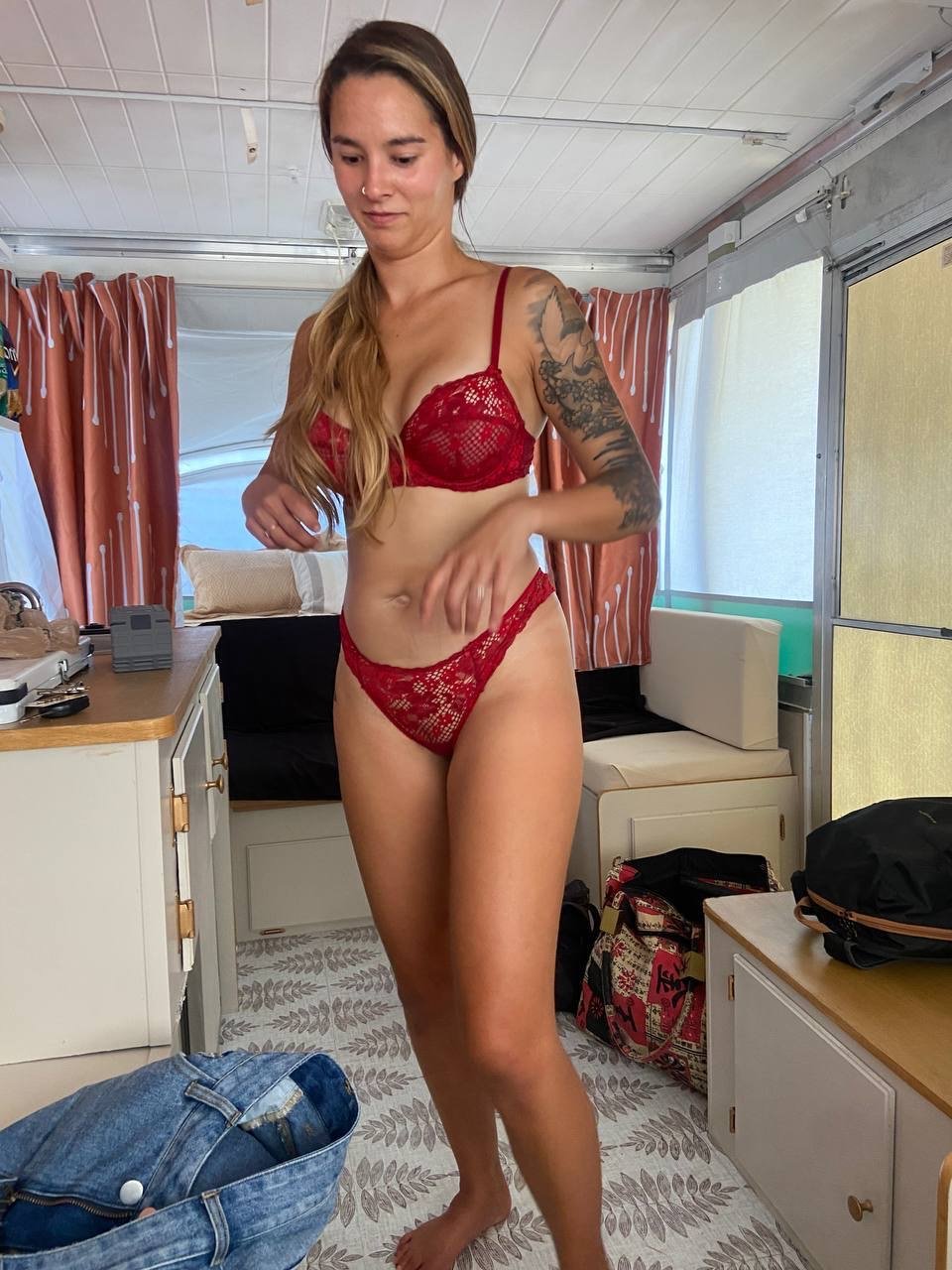 Esposa gostosa tatuada