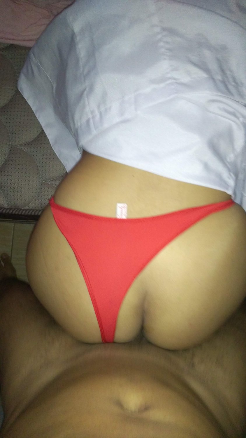 Esposa maravilhosa e safada. Que rabo!