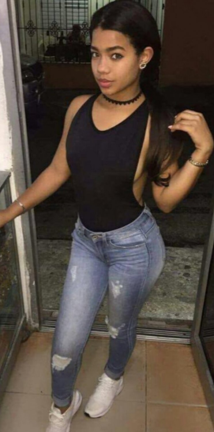 Flaca de vagina carnuda 🤤