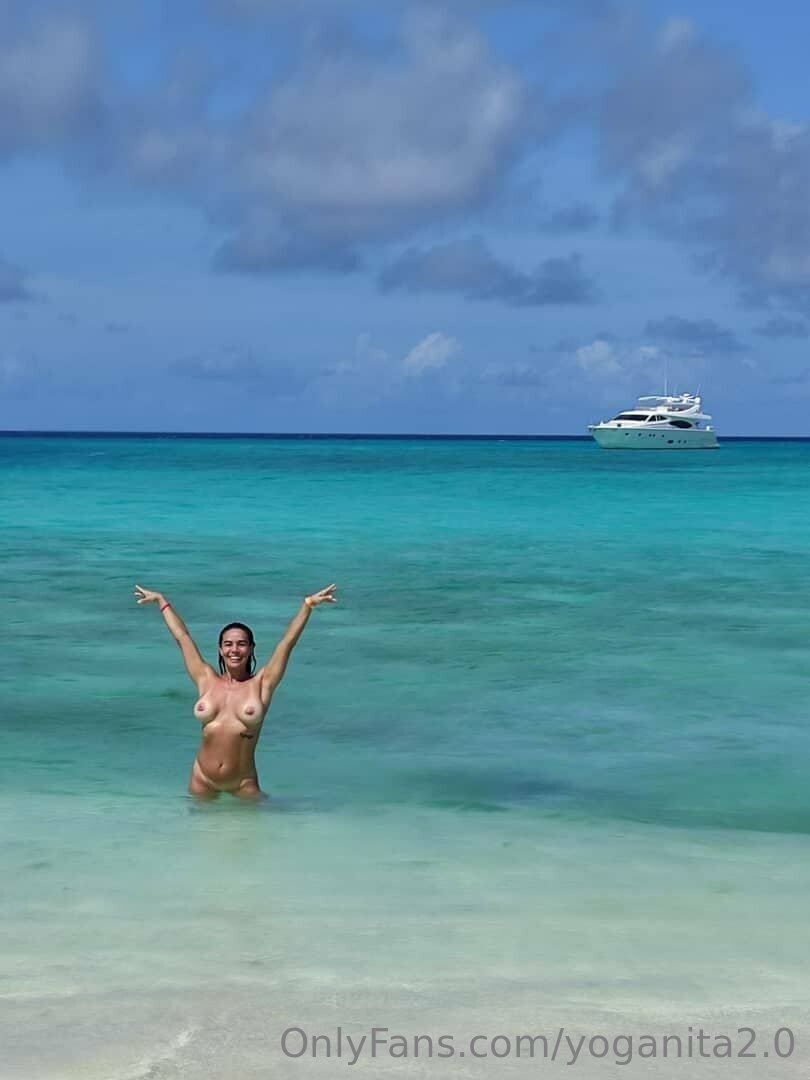 HOY HACEMOS YOGA con yoganita- (Argentina)