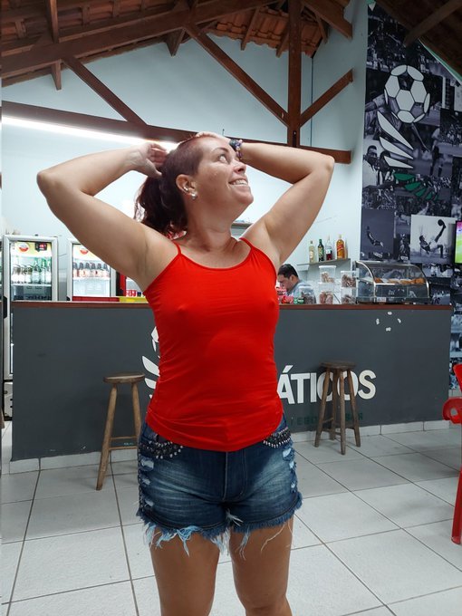Júlia coroa submissa vazou na net