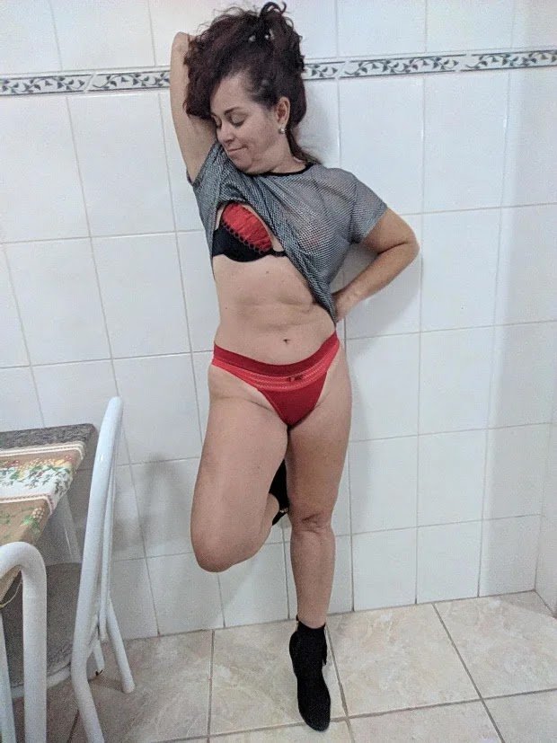 Júlia coroa submissa vazou na net