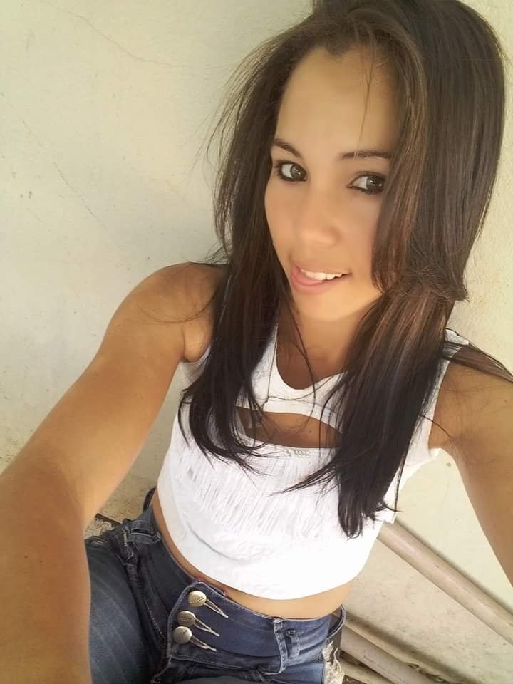 Juliana Vilela coroa da buceta arregaçada