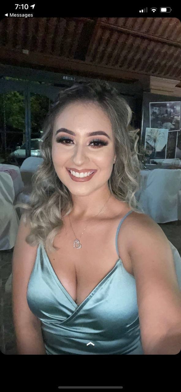 Laura sexy puta