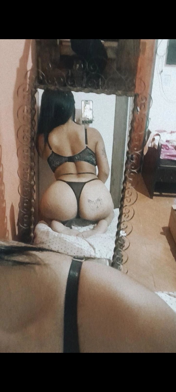 Mais uma puta safada caiu na net