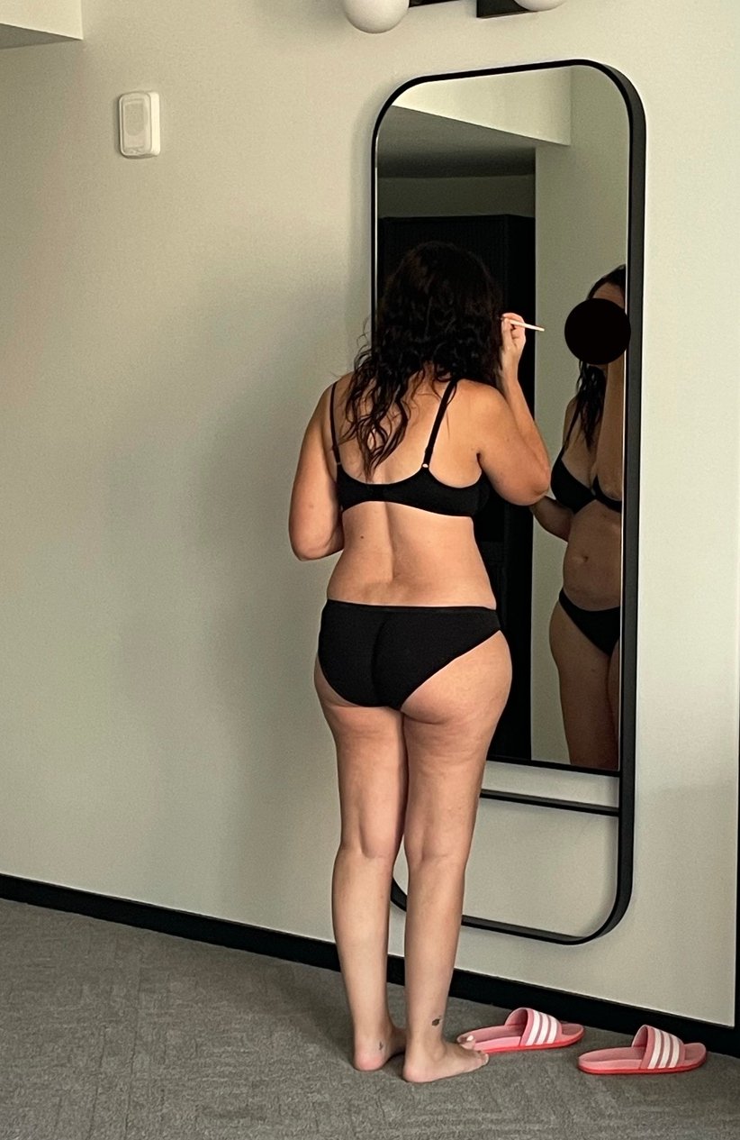 Minha esposa perfeita pelada