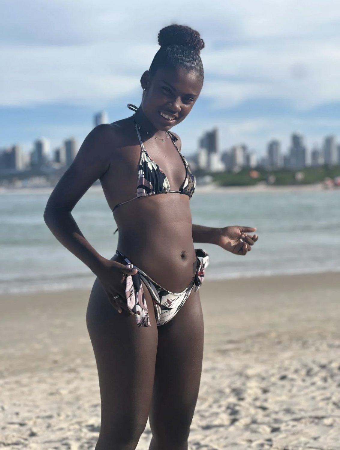 Modelo pretinha natalense