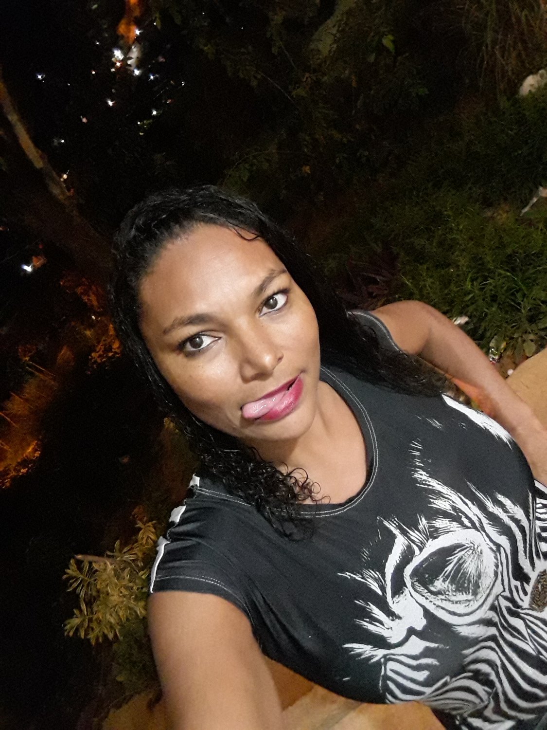 Preta safadinha nua