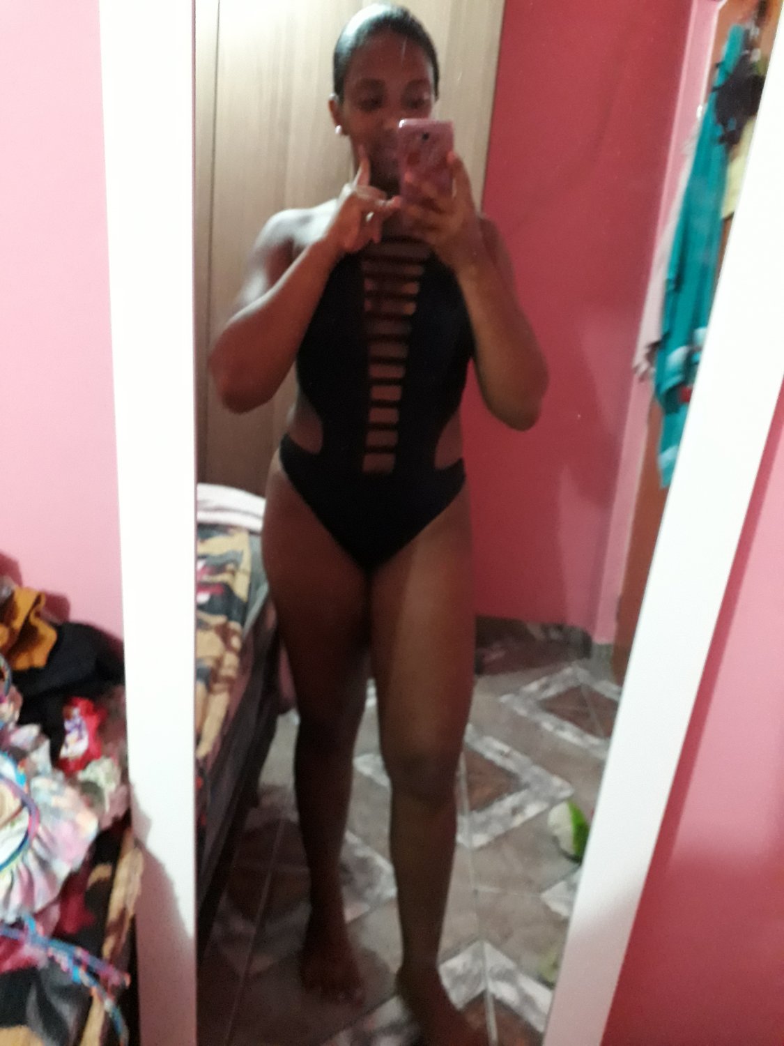 Preta safadinha nua
