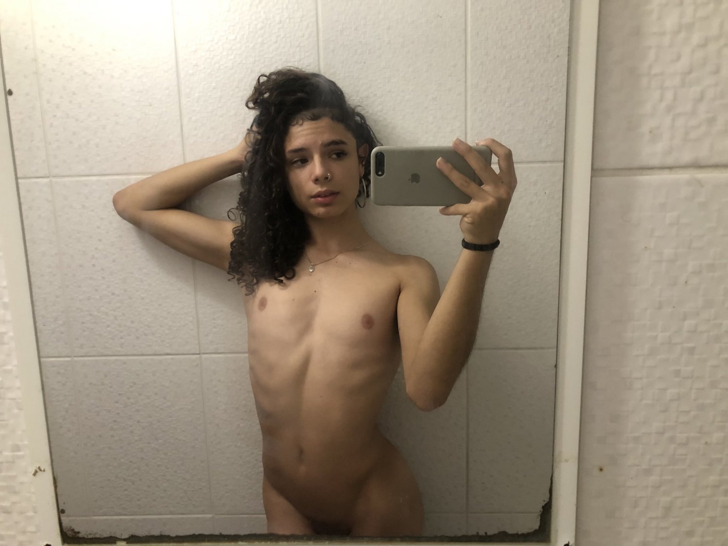Ts Novinha Trans Nua
